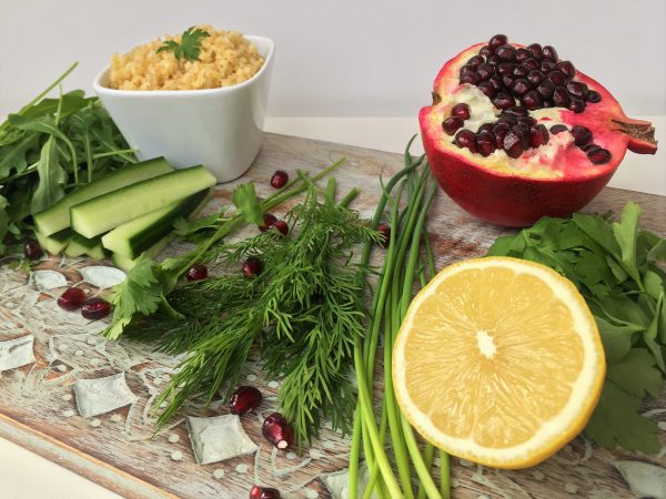 Zutaten für den Kräuter Salat mit Bulgur und Granatapfel