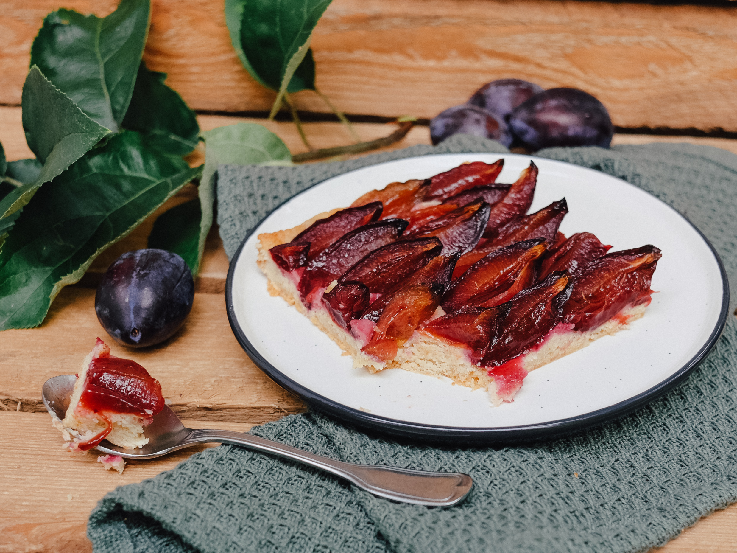Einfaches Rezept für Zwetschgendatschi auf Mürbteig 4-2 – Food Blog ...