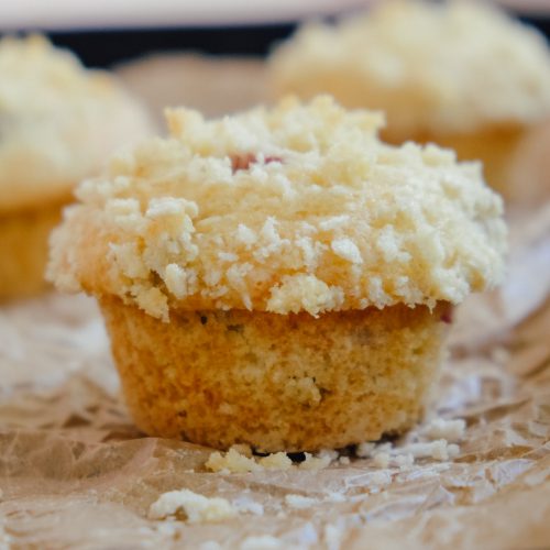 Buttermilch-Rhabarber-Muffins