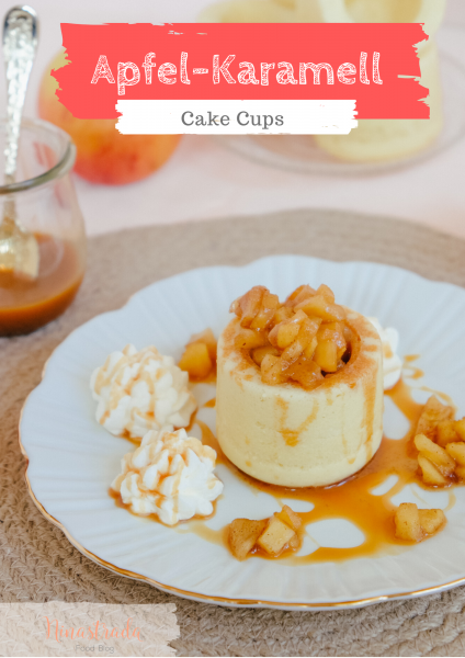 Einfaches Rezept für Cake Cups mit Äpfeln und Karamellsauce
